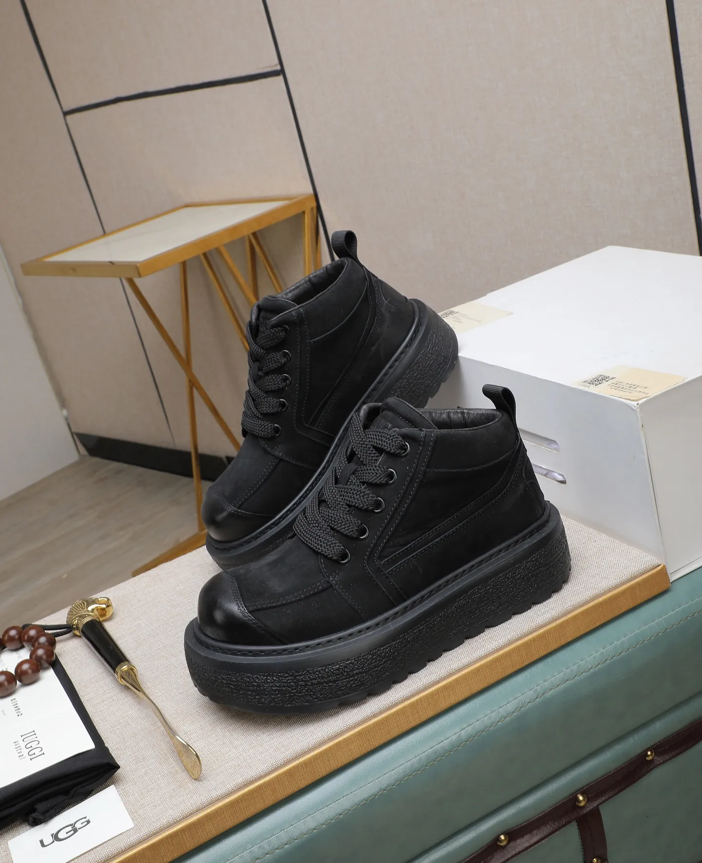 Men's shoes 💰680 IUGGI new retro presbyopia men's shoes, casual and versatile, full of high-end sense, fashionable, luxury and personalized style, joint style, retro presbyopia factor, full of handsome style, first layer suede cowhide, lining wool, rubber outsole, light and non-slip size: 39-44